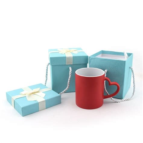 cups gift boxes